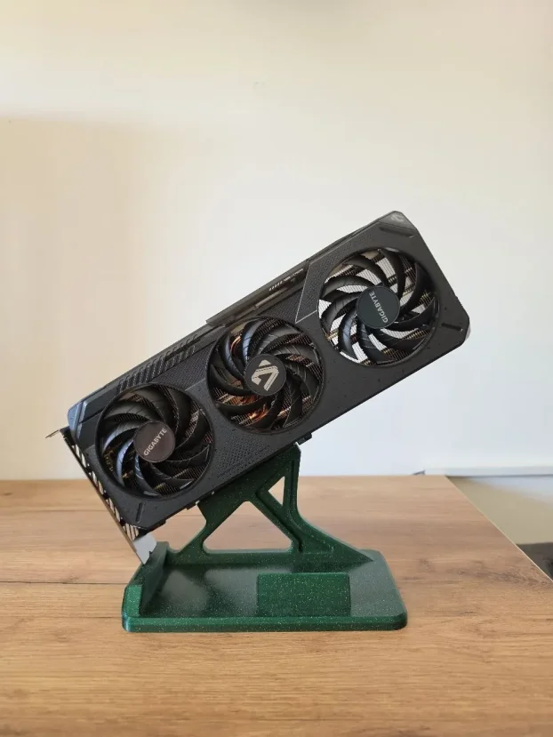 AMD RX 9060 XT 16GB Gigabyte OC Domaca garancija - slika 3