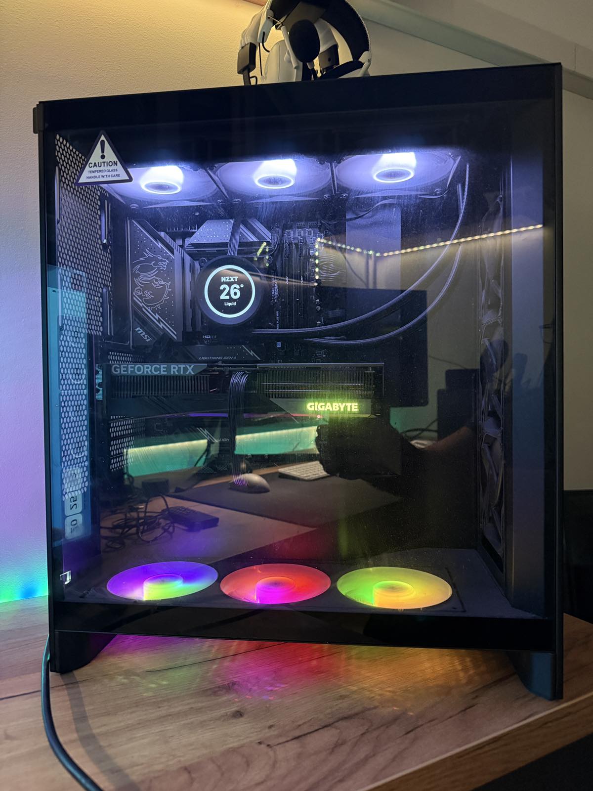 RTX 4070 ti super Intel 14900k 32gb DDR5 2tb nvme m.2 - slika 2