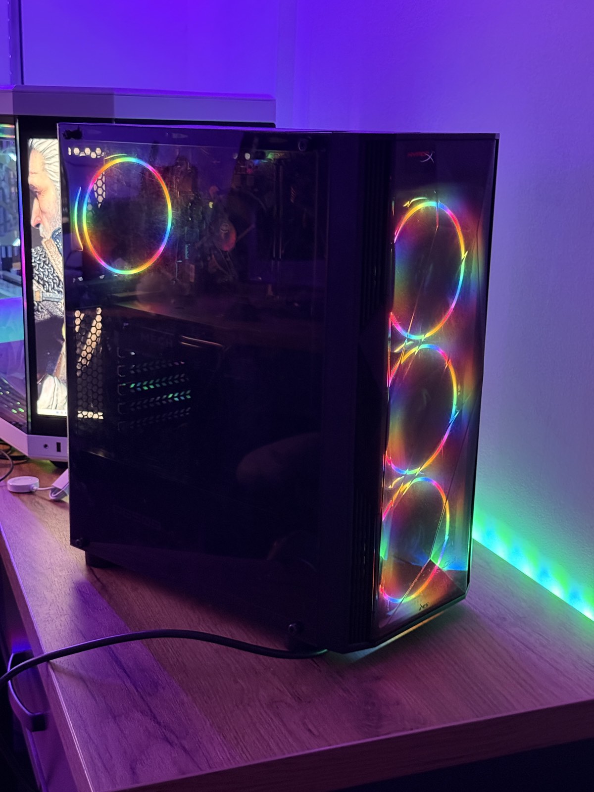 GAMING PC Intel i3 10100F/RX 6600 XT 8GB/ 16GB DDR4/512GB M.2 + 256gb - slika 3