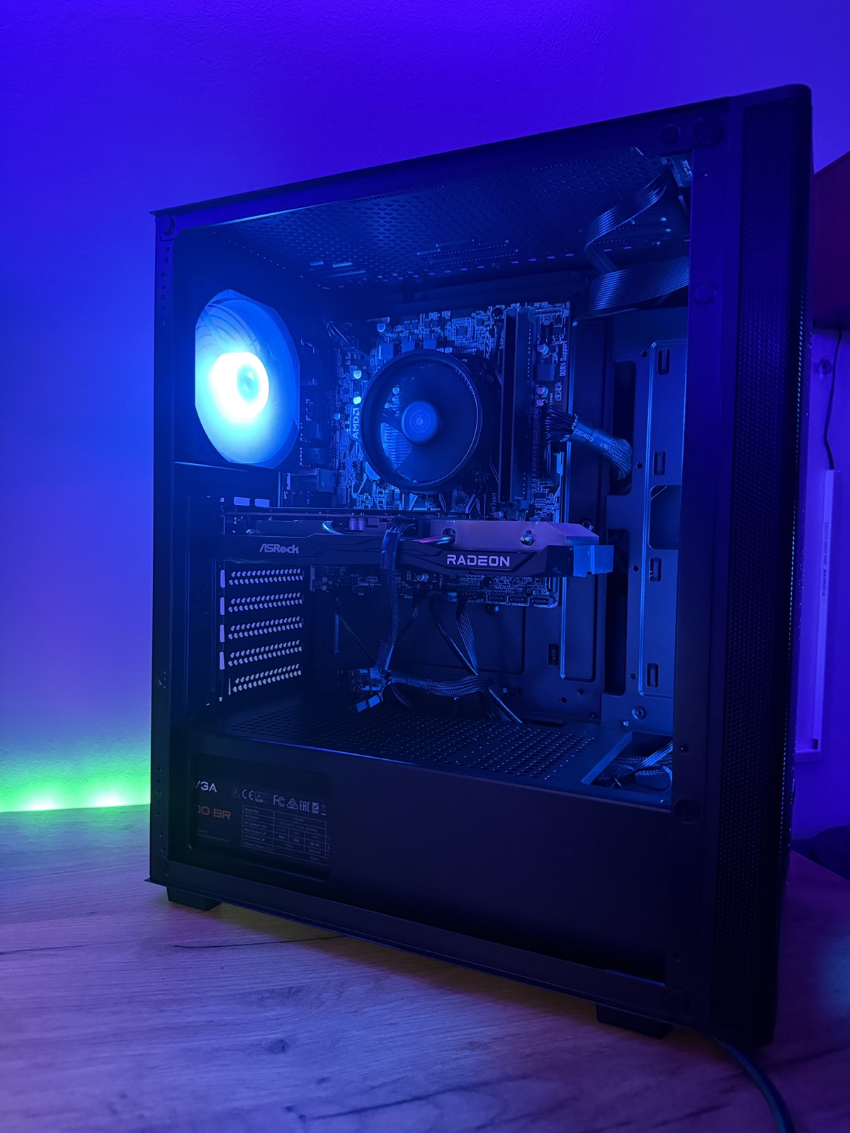 GAMING PC AMD Ryzen 3600/RX 6600 8GB/ 16GB DDR4/1tb nvme SSD - slika 2