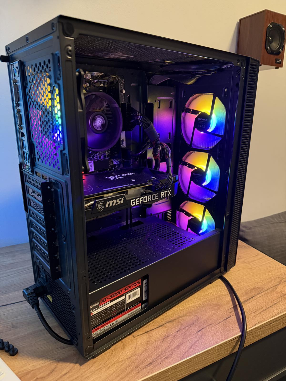 Gaming racunar Ryzen 5 5600 / RTX 3060 12GB / 16GB RAM / 1TB NVMe - slika 2