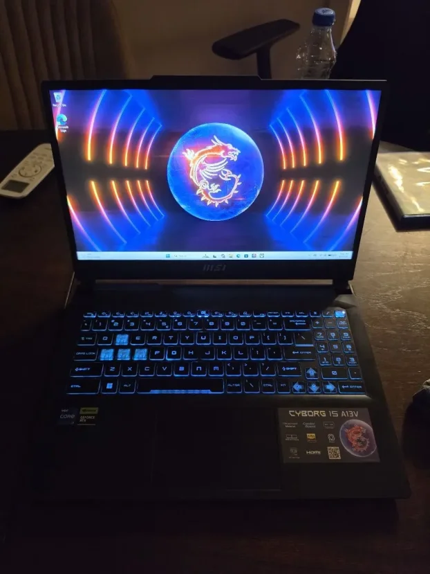 MSI Cyborg 15 A13VF / i7-13620H RTX 4060 8GB 16GB DDR5 144hz - slika 1