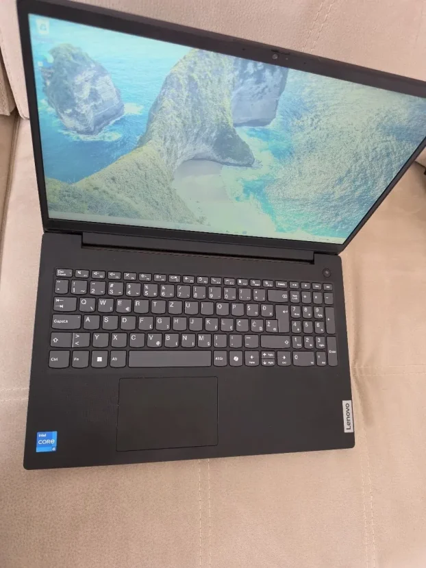 Lenovo V15 G5 i5-13420H / 16GB DDR5 / 512GB NVMe / FHD - slika 2