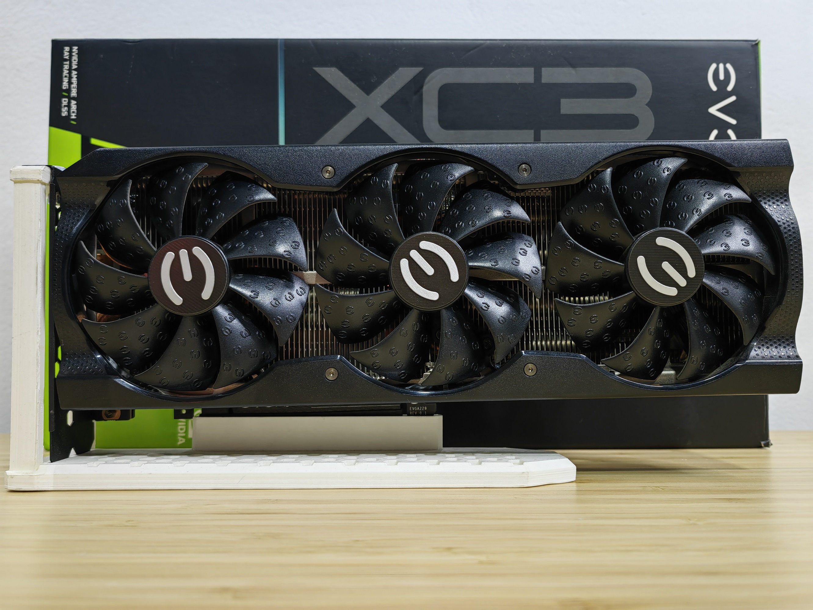 Graficke NVIDIA RTX3060/3060Ti/3070/3070Ti/3080/3080Ti/3090/RX6600/6700/6800/6900XT - slika 5