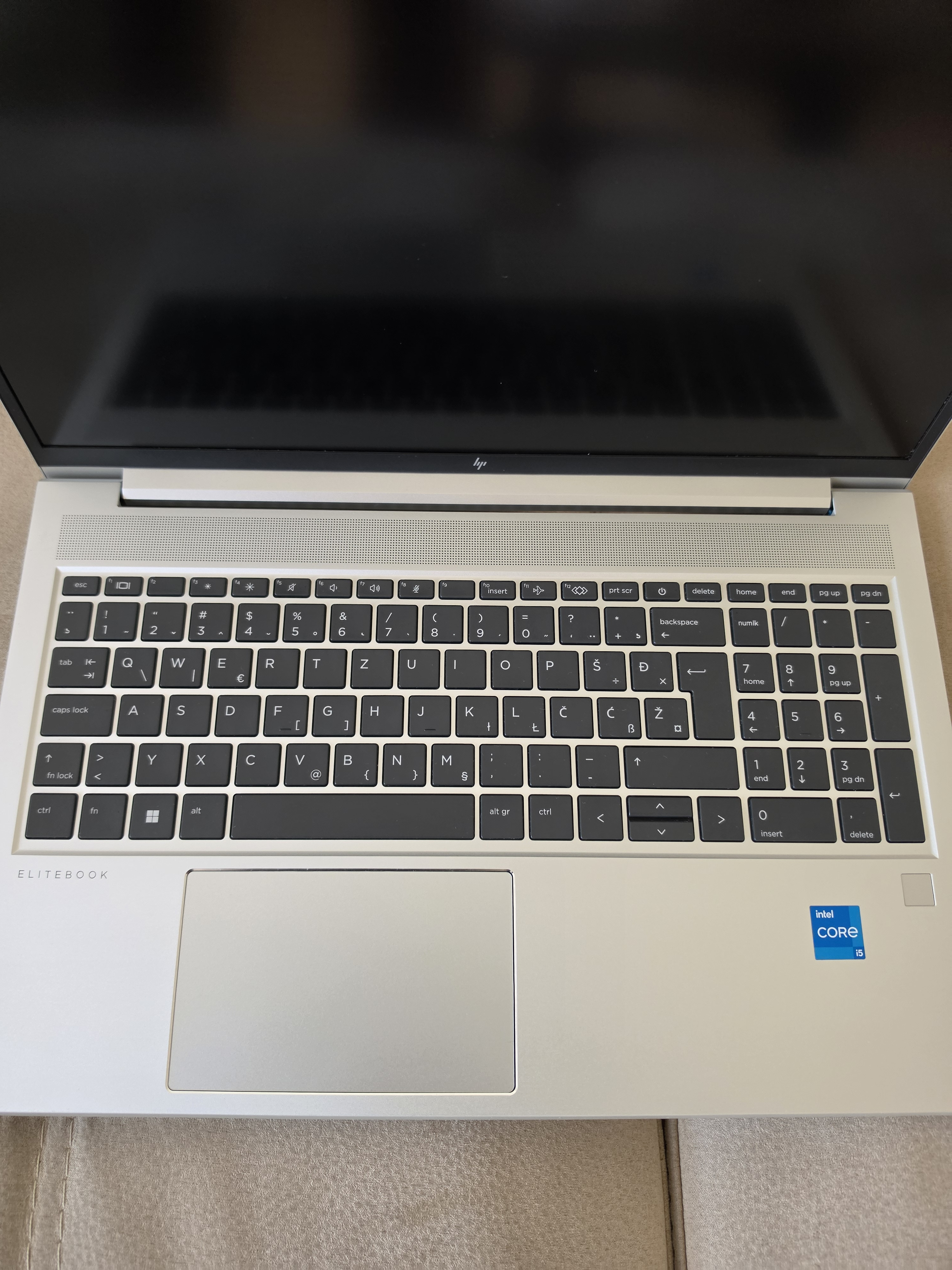 HP EliteBook 650 G9 / i5-1245U / 32GB RAM / 512GB SSD / 15.6 - slika 1
