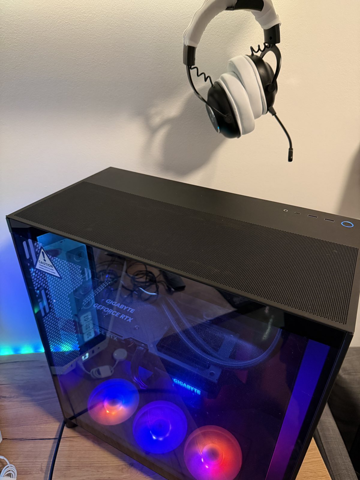 RTX 4070 ti super Intel 14900k 32gb DDR5 2tb nvme m.2 - slika 5