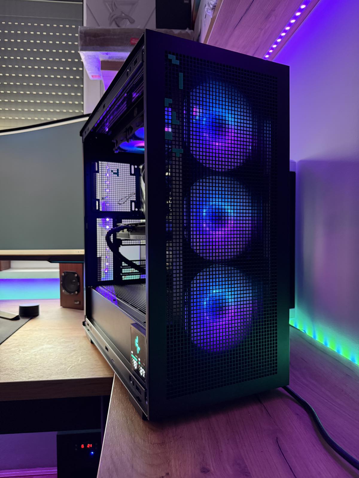 ZVER racunar Intel i9 14900K/RTX 5070 TI 16GB/ 64GB DDR5 6400mhz/2TB Nvme M.2 - slika 3