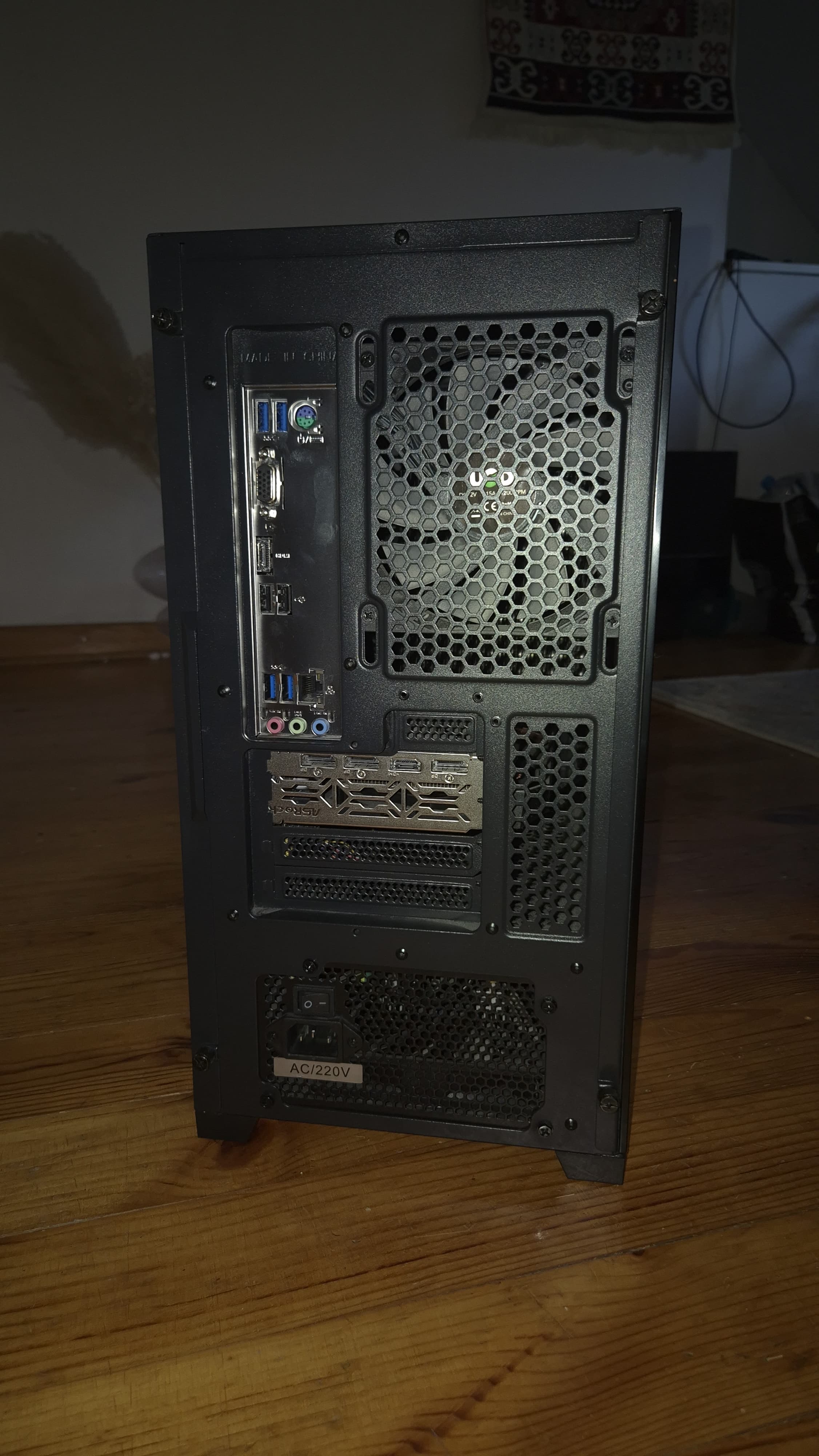 Gaming PC Ryzen 7 5700X / RX 6600 8GB / 16GB RAM / 500GB NVM - slika 4