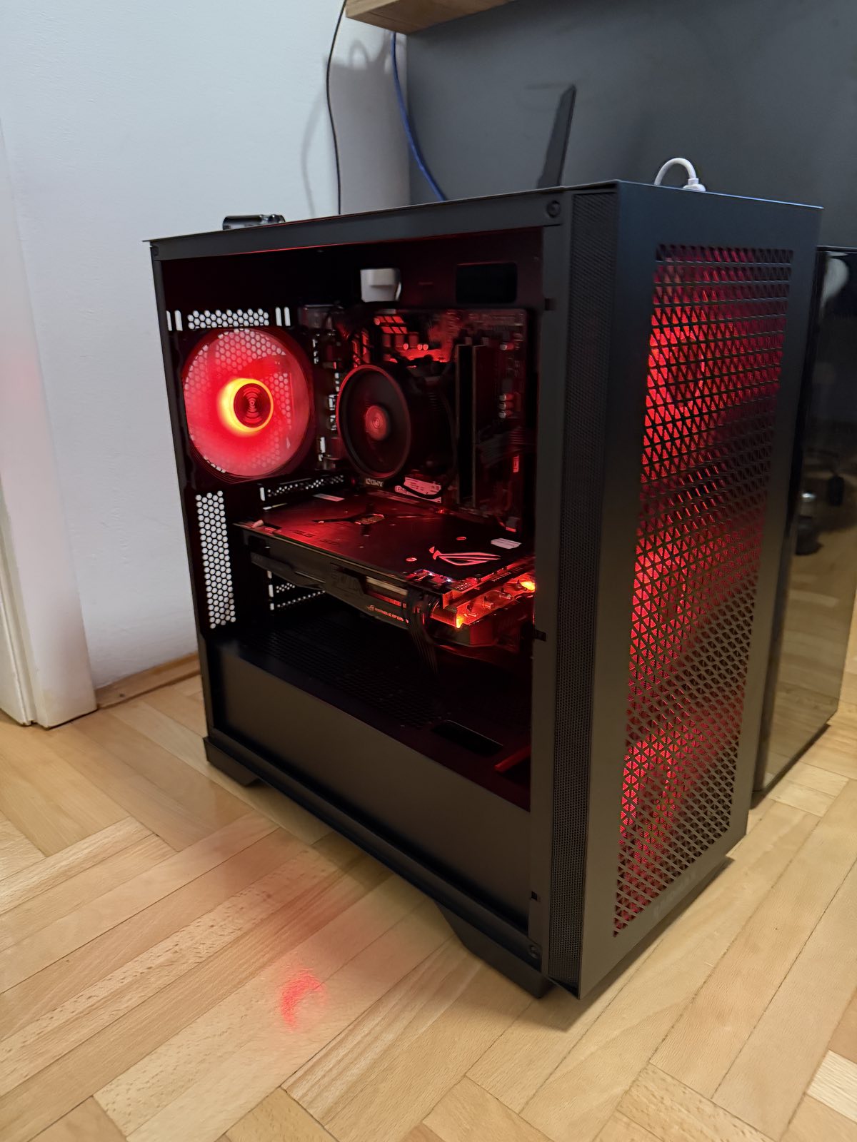 GAMING PC AMD Ryzen 2600x/RX Vega 64 8GB/ 16GB DDR4/1tb nvme SSD - slika 7