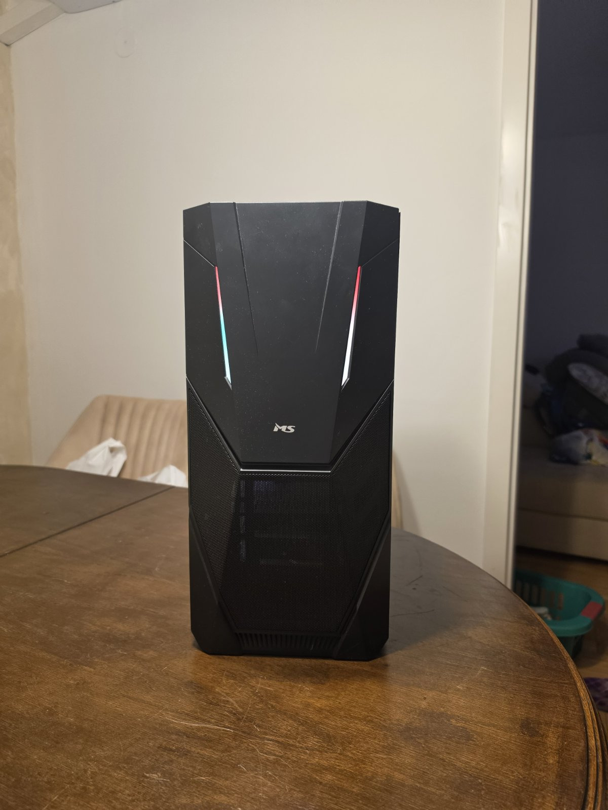 Gaming PC Ryzen 5 2600X / GTX 1070 8GB / 16GB / SSD + 1TB - slika 2