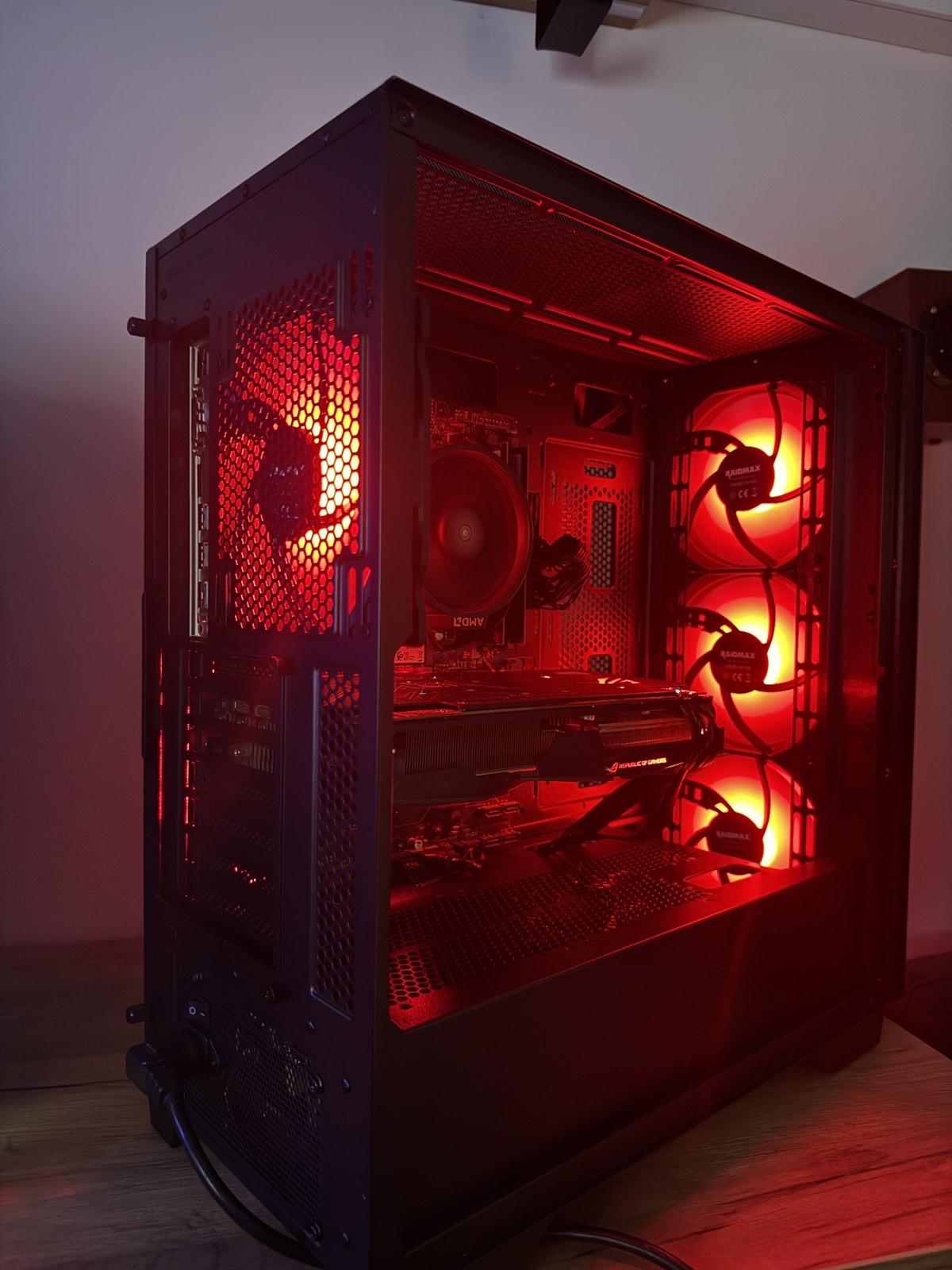 GAMING PC AMD Ryzen 2600x/RX Vega 64 8GB/ 16GB DDR4/1tb nvme SSD - slika 6