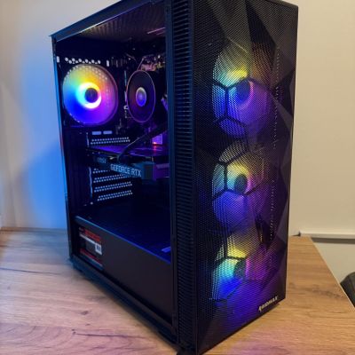 Gaming racunar Ryzen 5 5600 / RTX 3060 12GB / 16GB RAM / 1TB NVMe - Polovni Računar