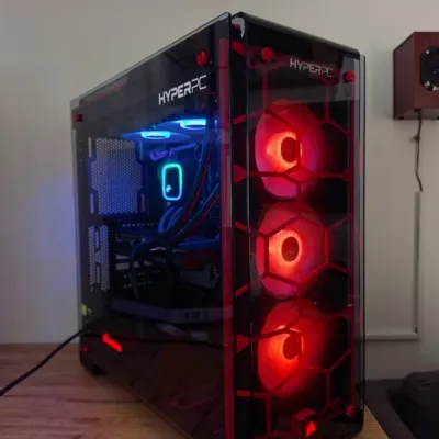 Gaming PC i7-9700KF / RX 6600 8GB / 16GB / 1TB SSD / Corsair