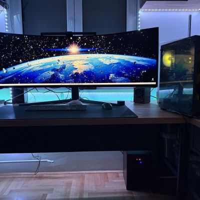 GAMING PC Ryzen 5 5600G/RTX 2060 SUPER 8GB/ 16GB DDR4/1TB SSD - Polovni Računar