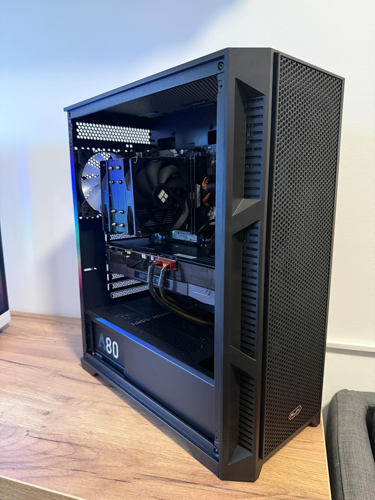 GAMING PC AMD Ryzen 7 5700x/RTX 3080 10GB/ 16GB DDR4/1TB Nvme M.2 - slika 1